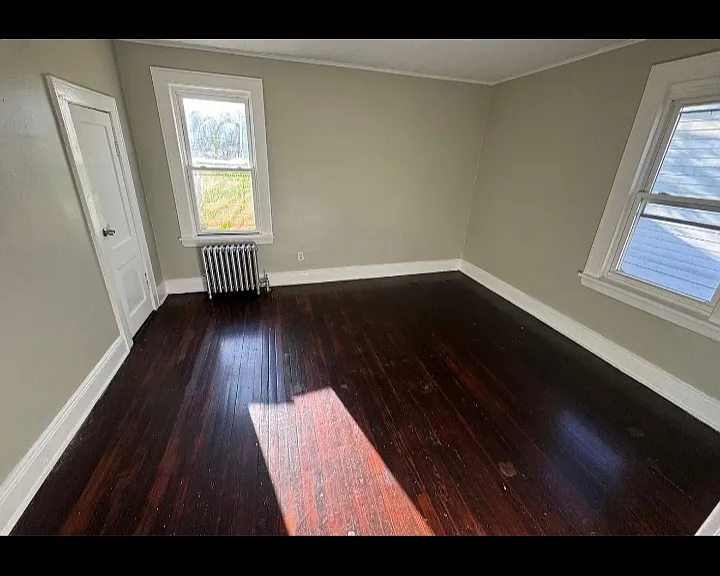 161 Sunset Ave #2L — Photo 4