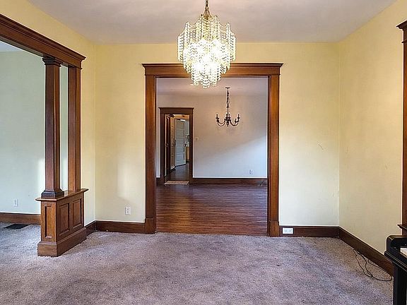 3rd image of 1913 N Heidelbach Ave