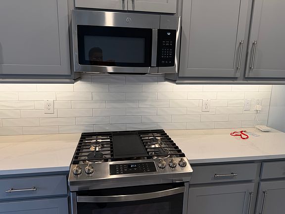 5th image of 5111 San Martino Dr