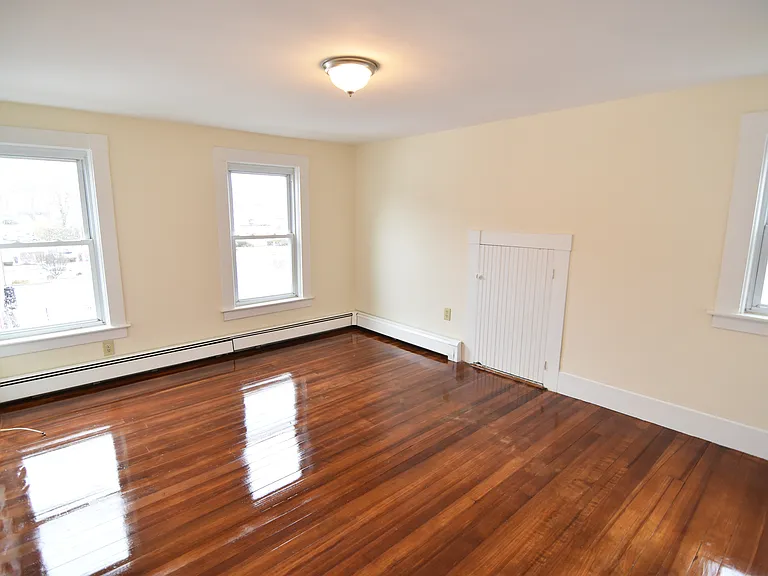 20-24 Walnut St #3 — Photo 17