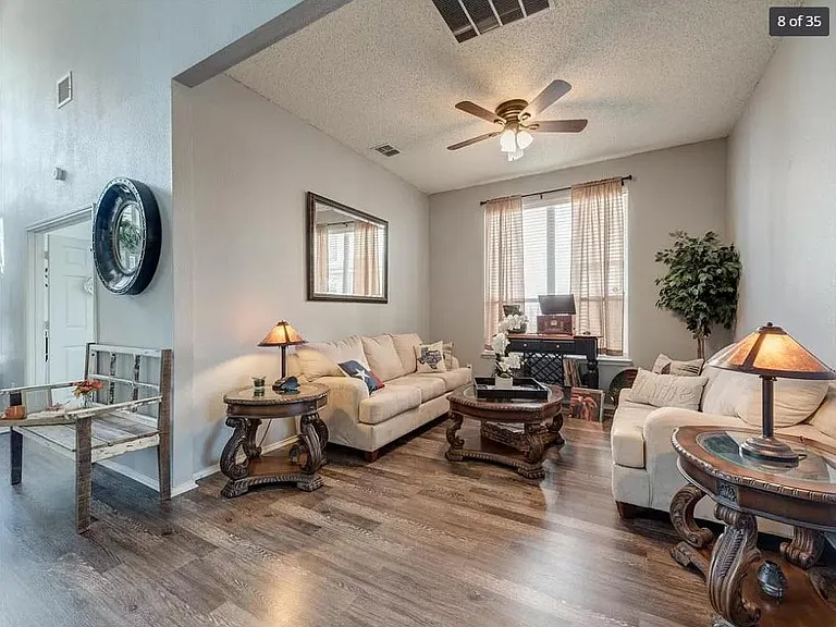 Windcastle Dr — Photo 11
