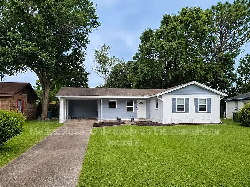 3 bed, 1.0 bath, $1,650 — Photo 1