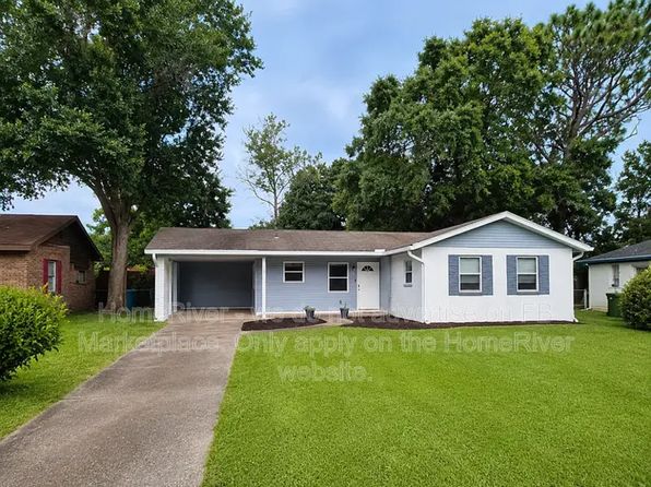 705 Vendee Ln