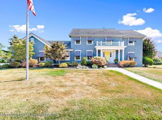 74 Lippincott Rd, Little Silver, NJ 07739