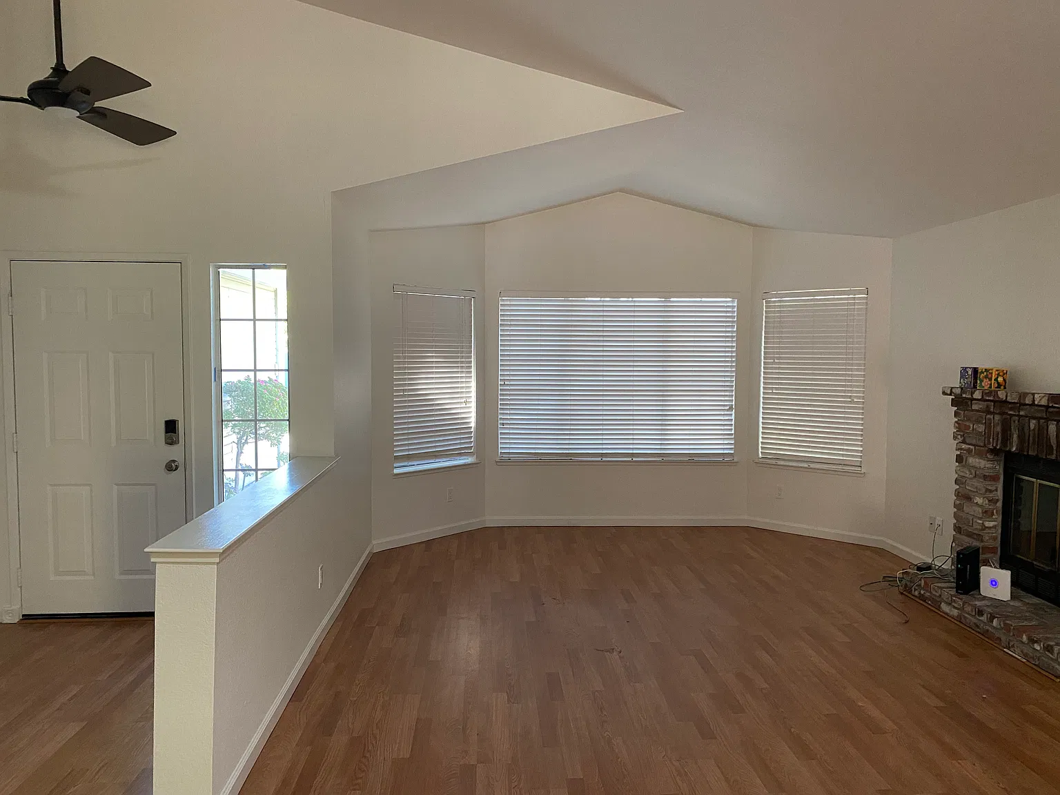 3 bed, 1490 sqft, $2,650 — Photo 3