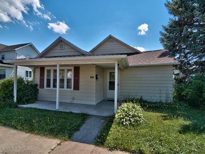 657 E Pine St, Olyphant, PA, 18447