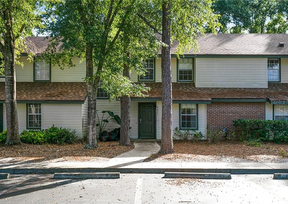 1st image of 4037 Crossroads Pl