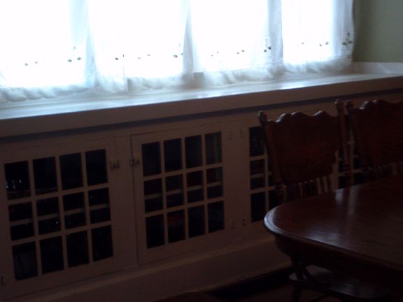 3rd image of 738 Cambridge Ave
