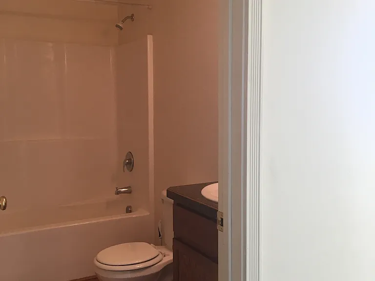 Full bath