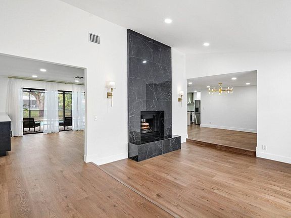 4th image of 10395 NW 42nd Drive