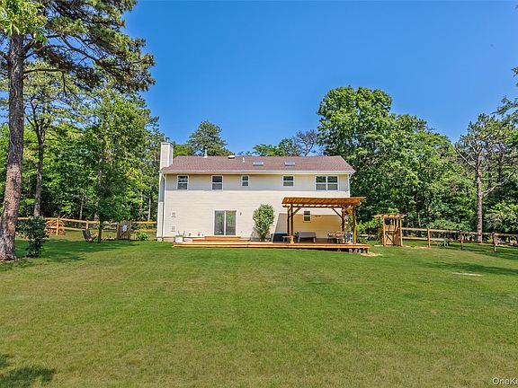 4th image of 22 Bellhaven Road