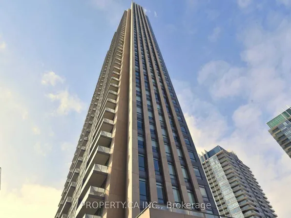 36 Park Lawn Rd, Toronto, ON