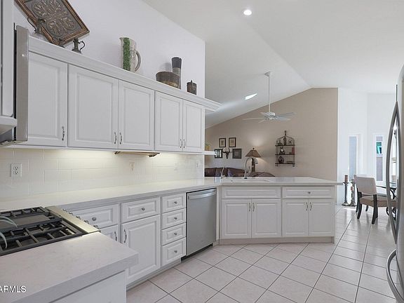 4th image of 3353 N SNEAD Drive
