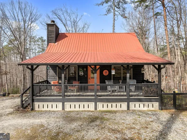 445 Skyview Cir, Clarkesville, GA 30523