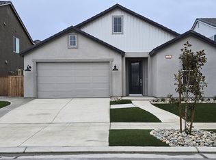 2258 N Duke Ave, Clovis, CA 93619