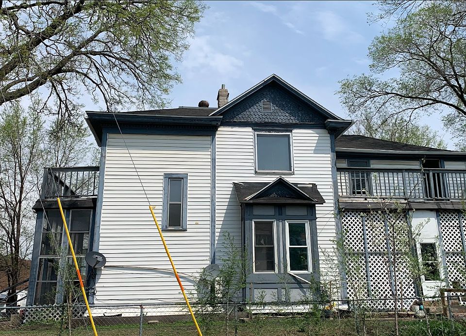 1st image of 2123 5th Ave S #1