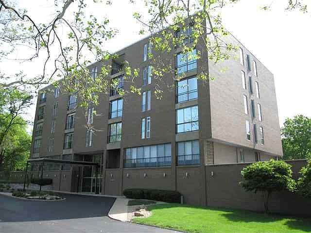 1st image of 4444 N Knoxville Ave #504-505