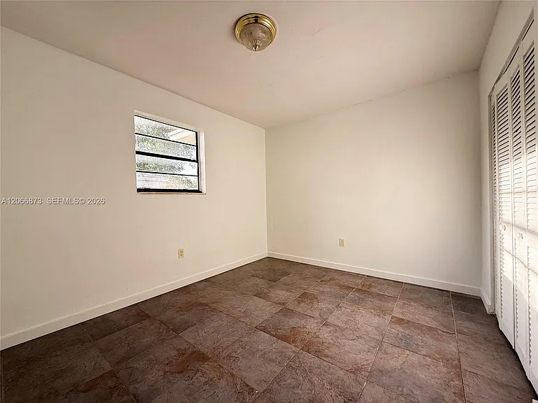 7110 Custer St #1 — Photo 11