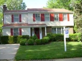 6303 Skinner Dr, Burke, VA 22015