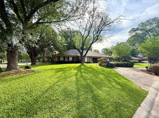10001 Willowwick Ct, Shreveport, LA 71118