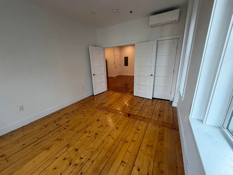 4 Elliot St #9 — Photo 6