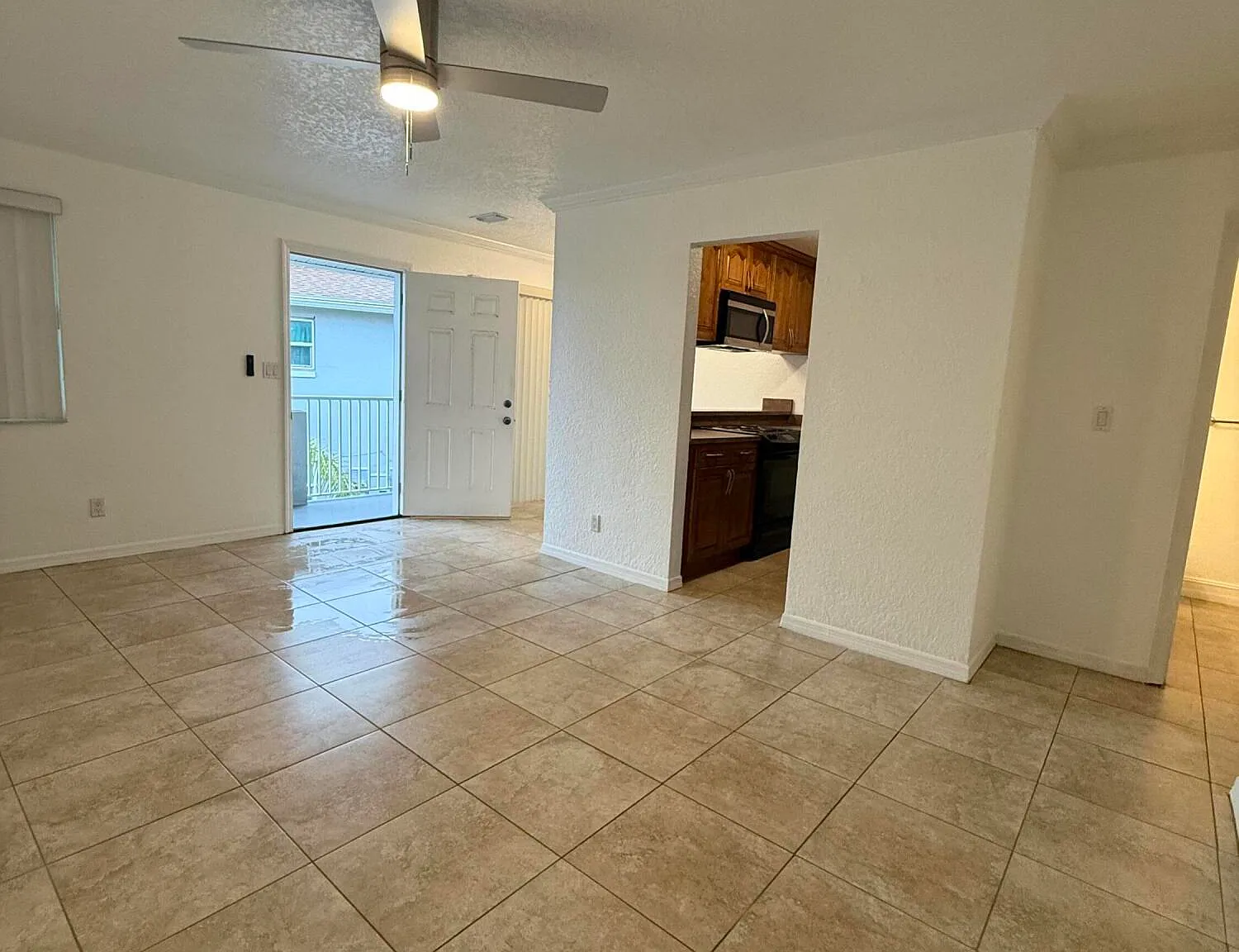2 bed, 1.0 bath, 992 sqft, $1,500 — Photo 1