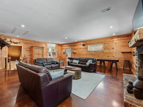 19990 Sowers Rd, Laurelville, OH 43135