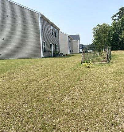 4th image of 900 Riverstone Dr #1