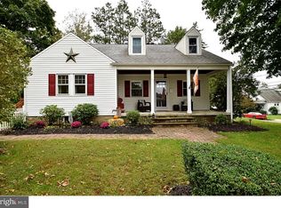 401 Division Ave, Willow Grove, PA 19090