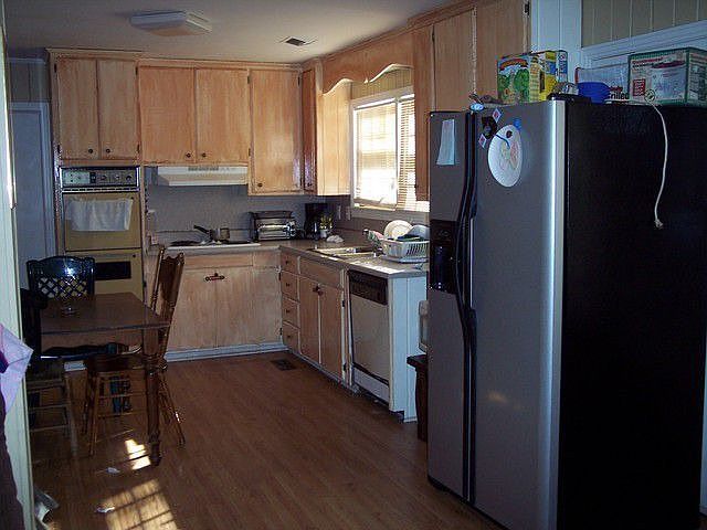 2nd image of 130 Russell Valley Rd