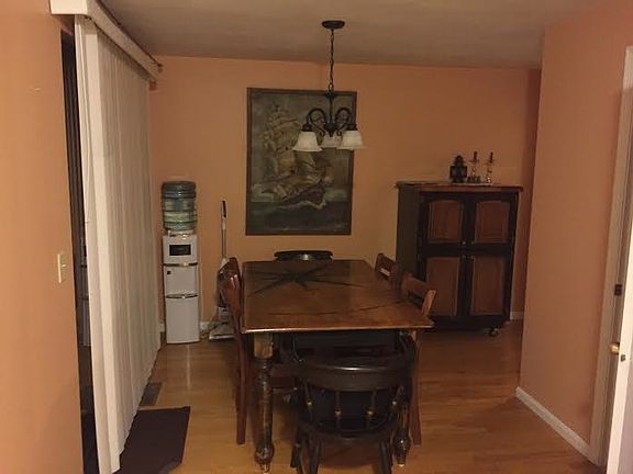 4th image of 1606 Pinewood Dr