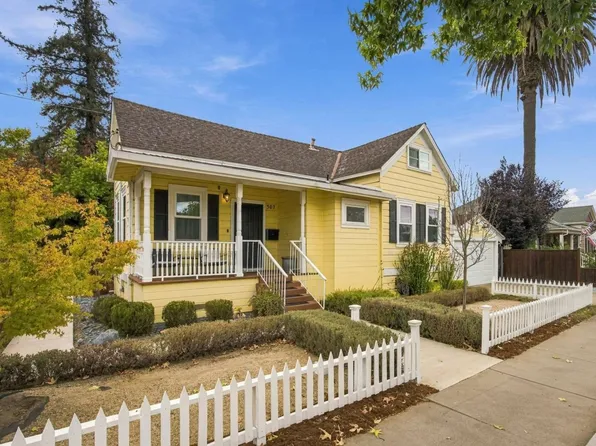 307 E 6th St, Gilroy, CA 95020