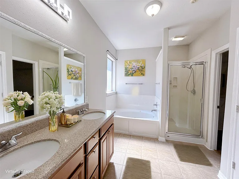 5523 Baby Blue Ln — Photo 32