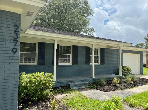2379 Otranto Rd, Charleston, SC 29406