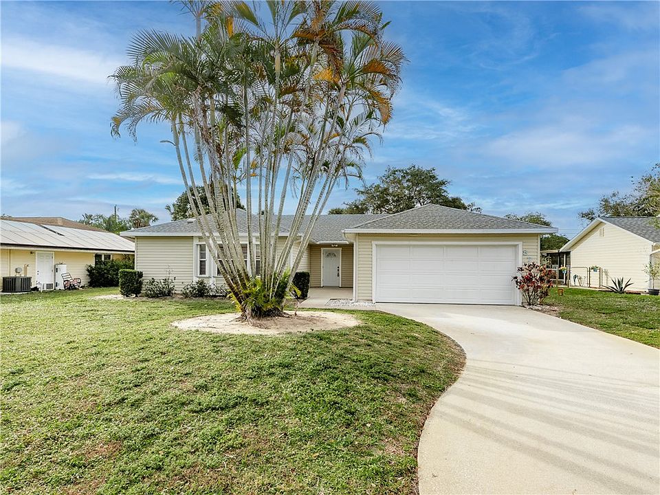 1st image of 871 4th Ln