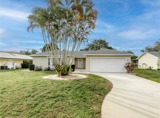 871 4th Ln, Vero Beach, FL 32962