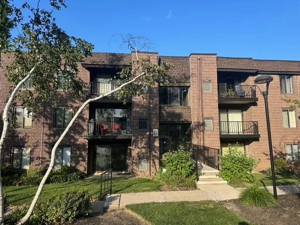 75 Oakridge Dr, Langhorne, PA 19047