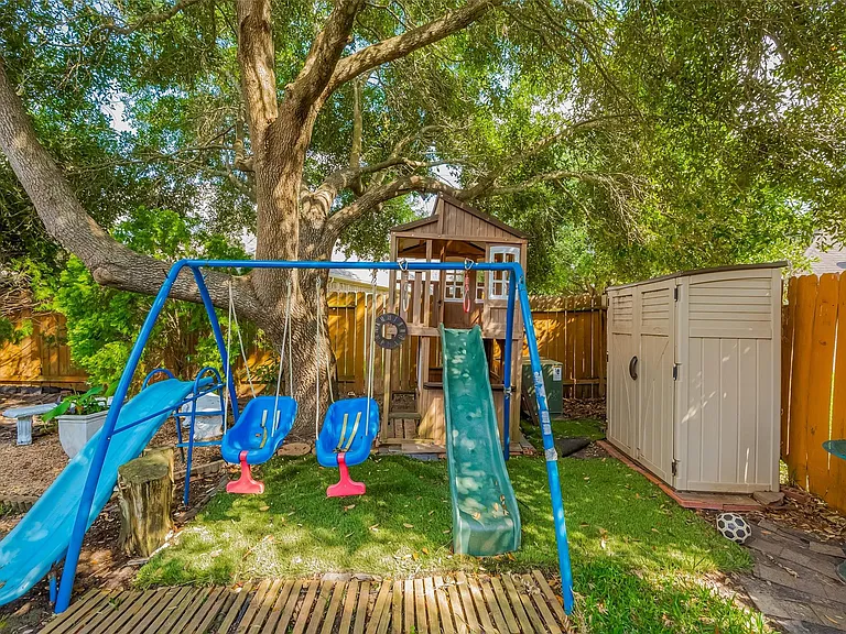 24543 Carlton Springs Ln — Photo 42