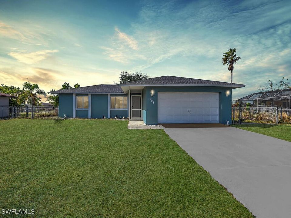 1st image of 208 SE 4th Pl