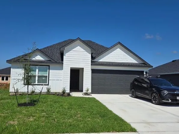5680 Canvasback Dr, Orange, TX 77632