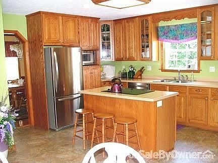 5th image of 17406 Thornwood Ln