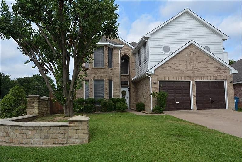 1st image of 2401 Lakeshore Dr