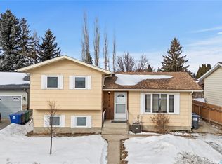 3618 Fairlight Dr, Saskatoon, SK S7M4T4