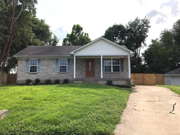 3202 Pine Forest Ct, Louisville, KY 40272