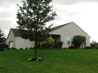 8011 Chanting Dr, Mechanicsburg, OH 43044