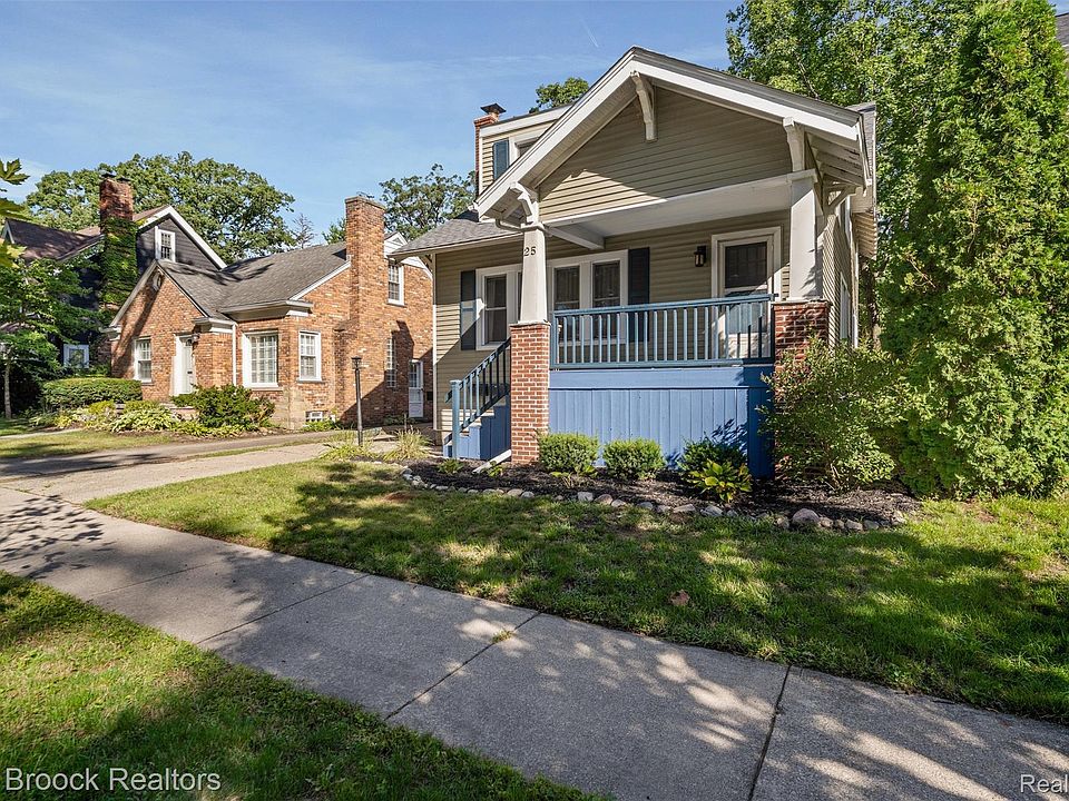 25 Wellesley Dr, photo 3