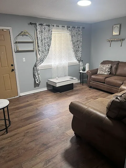 3 bed, 1028 sqft, $1,050 — Photo 4