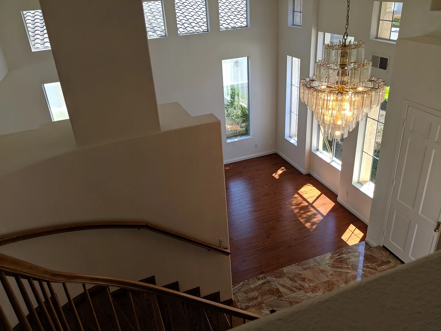 4 bed, 3211 sqft, $4,800 — Photo 3
