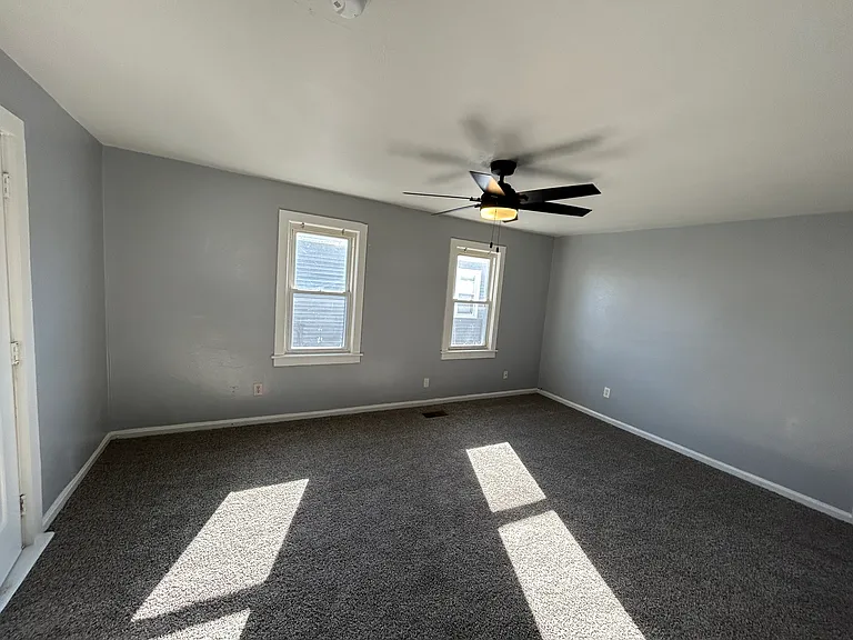 3105 Ravenswood Dr — Photo 5