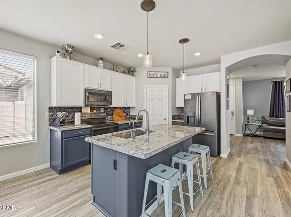 2542 W OLD PAINT Trail, Phoenix, AZ 85086